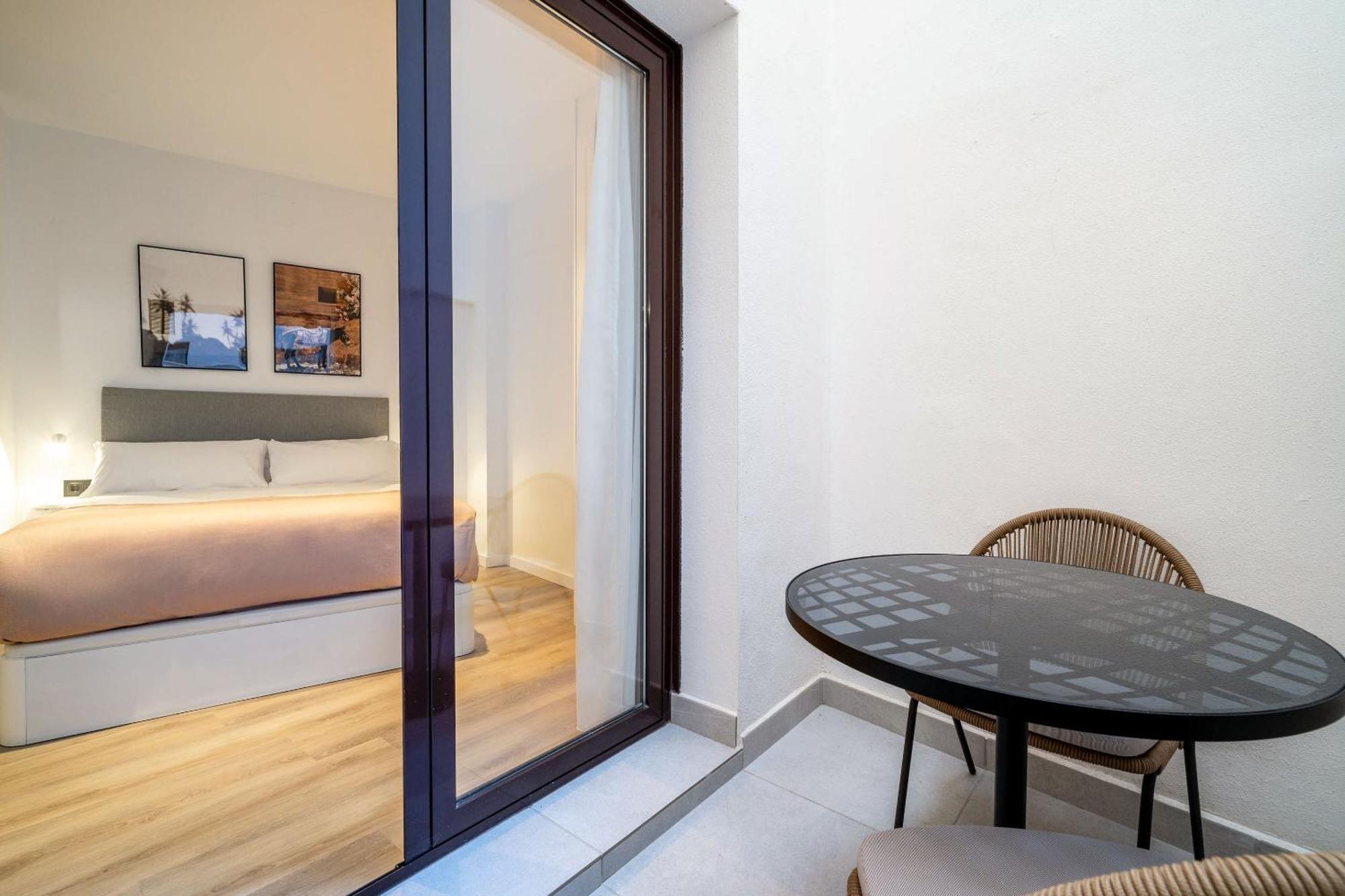 Limehome Malaga Calle Victoria Eksteriør bilde