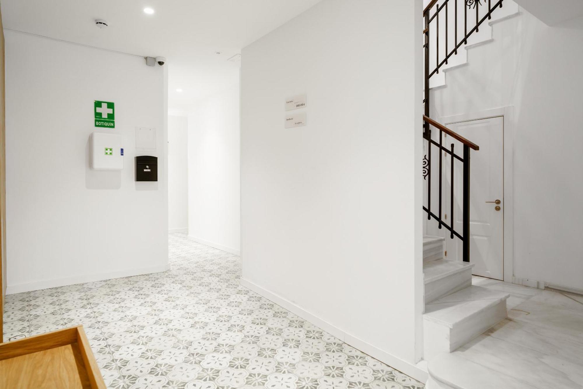 Limehome Malaga Calle Victoria Eksteriør bilde