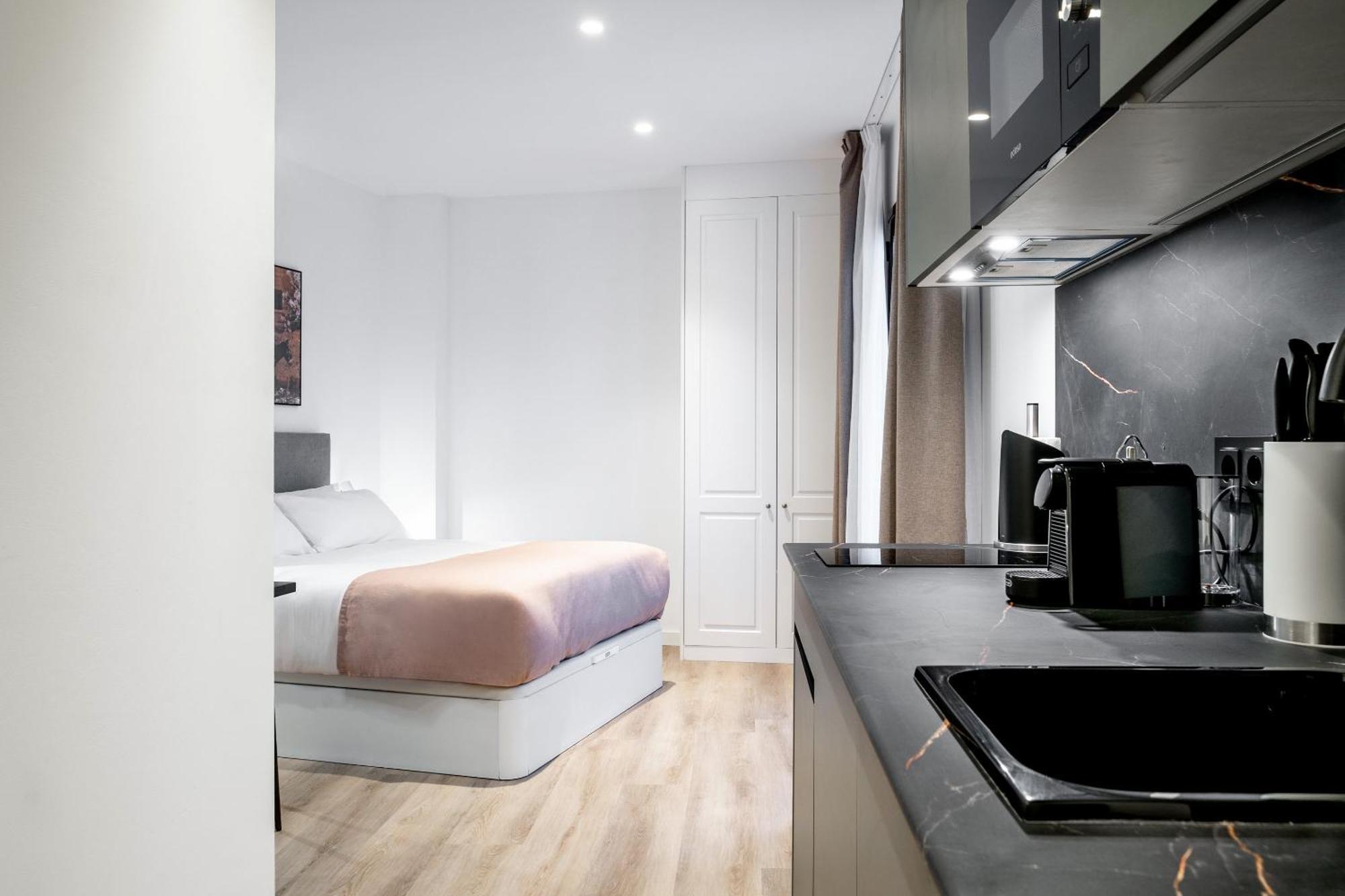 Limehome Malaga Calle Victoria Rom bilde