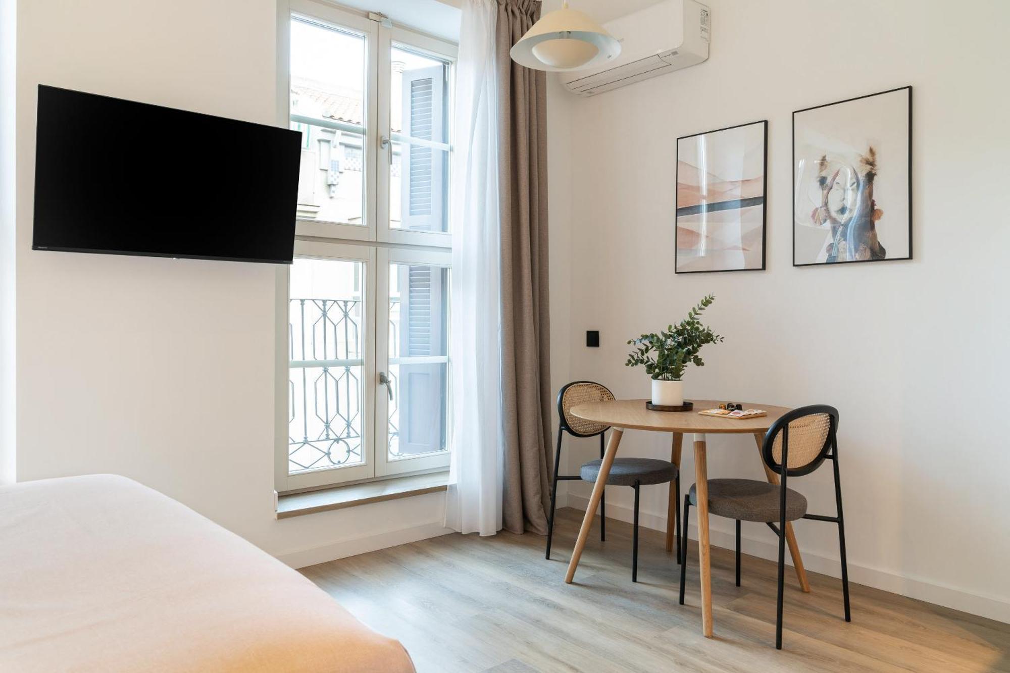 Limehome Malaga Calle Victoria Eksteriør bilde