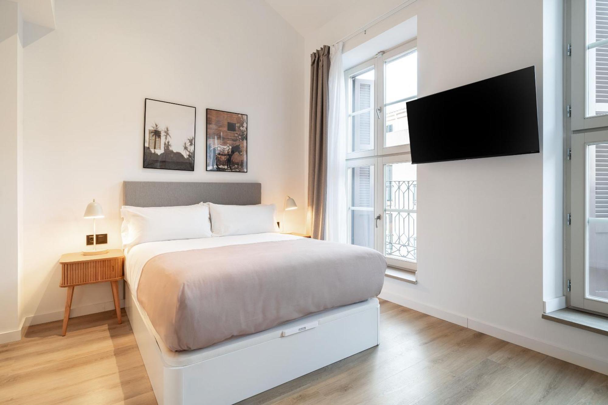 Limehome Malaga Calle Victoria Eksteriør bilde