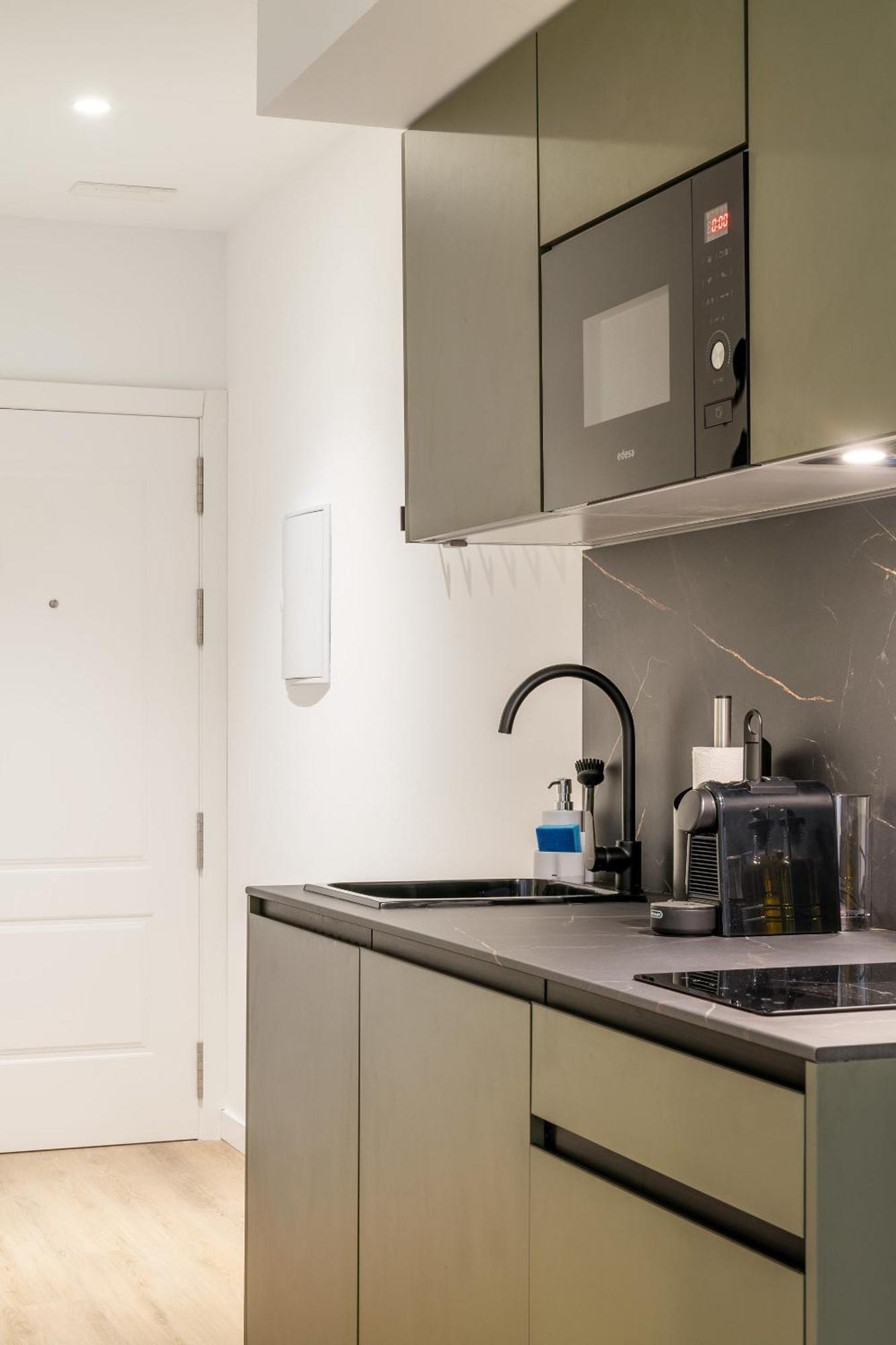 Limehome Malaga Calle Victoria Rom bilde