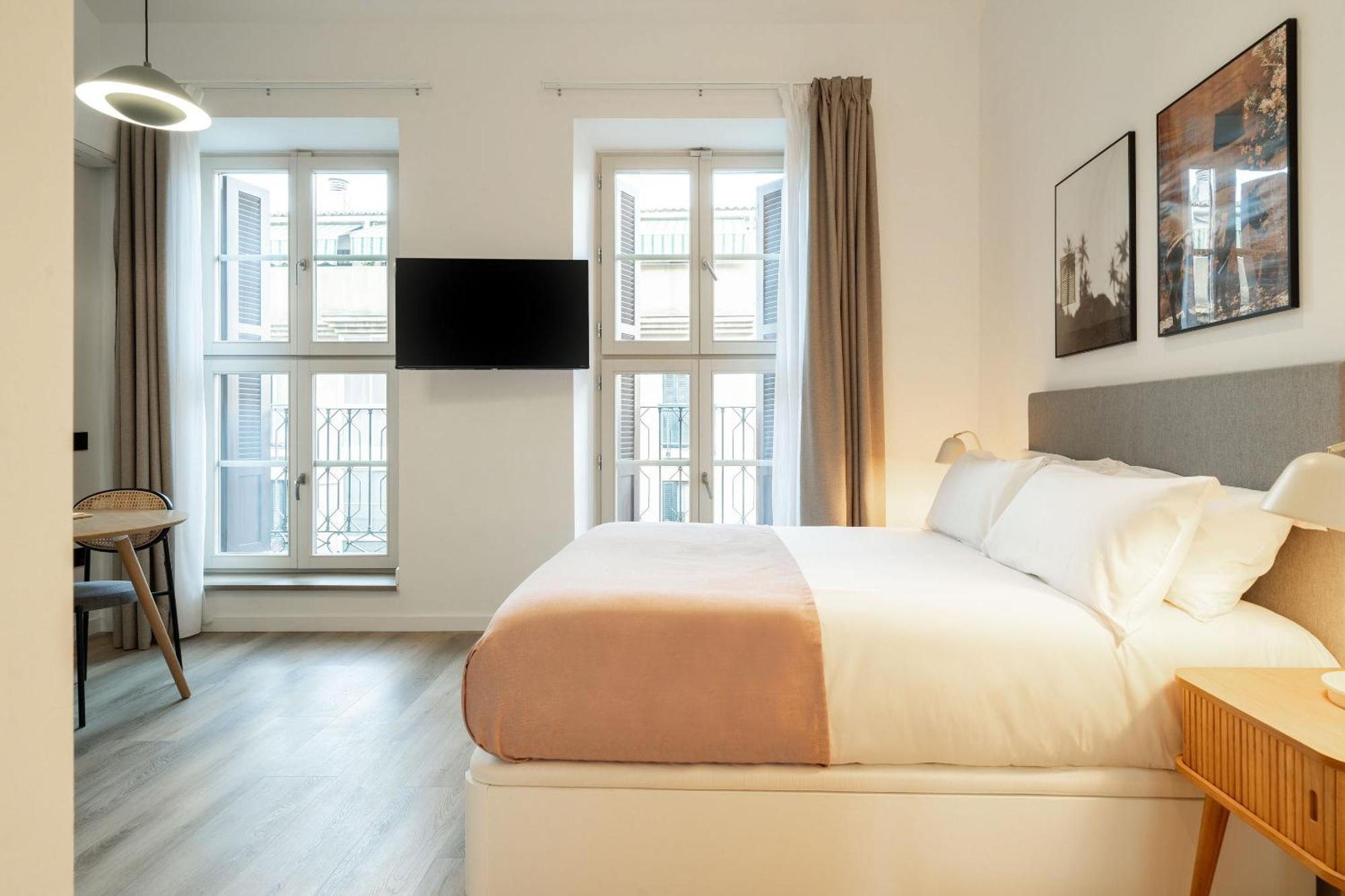 Limehome Malaga Calle Victoria Eksteriør bilde