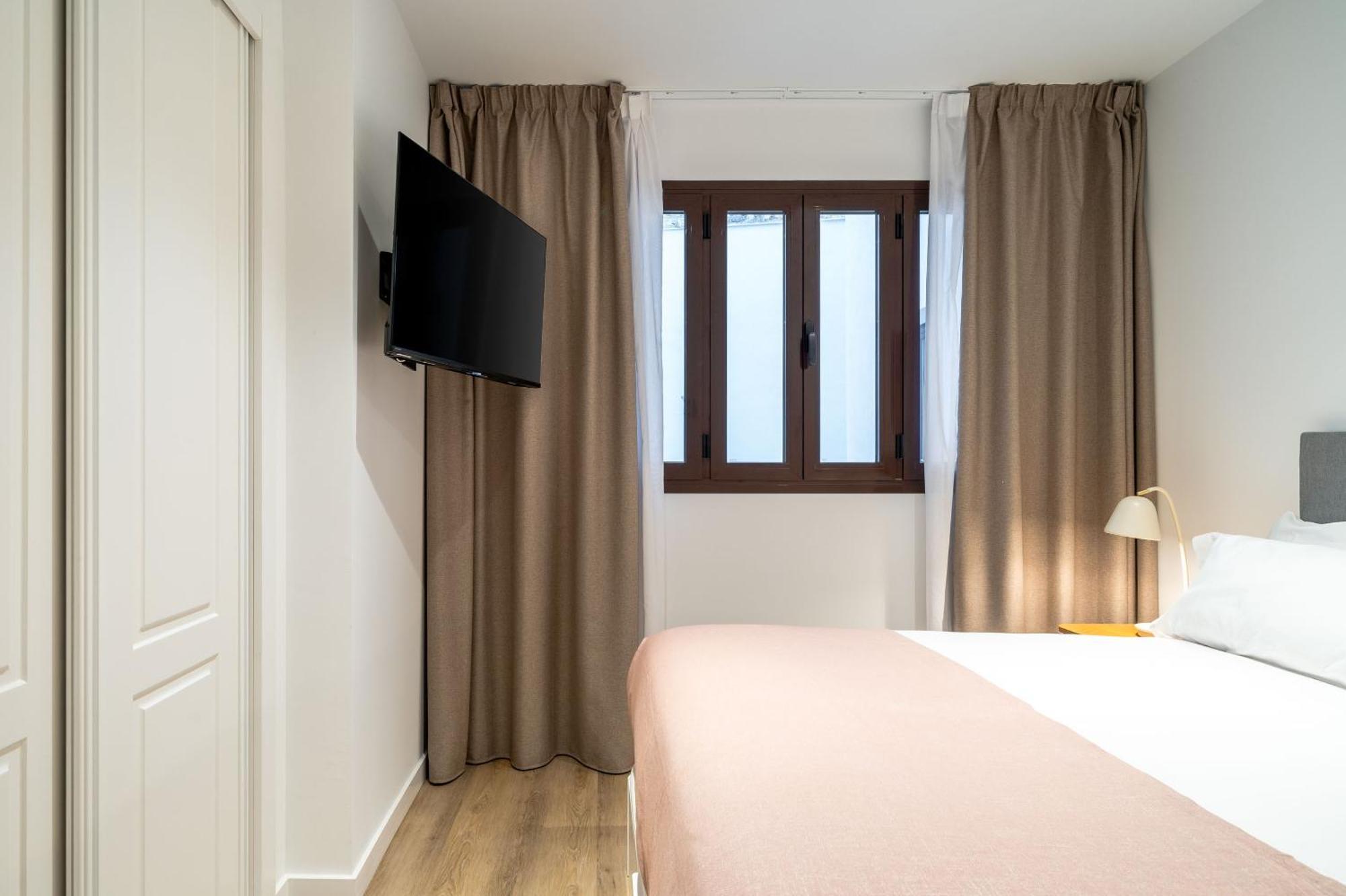 Limehome Malaga Calle Victoria Rom bilde