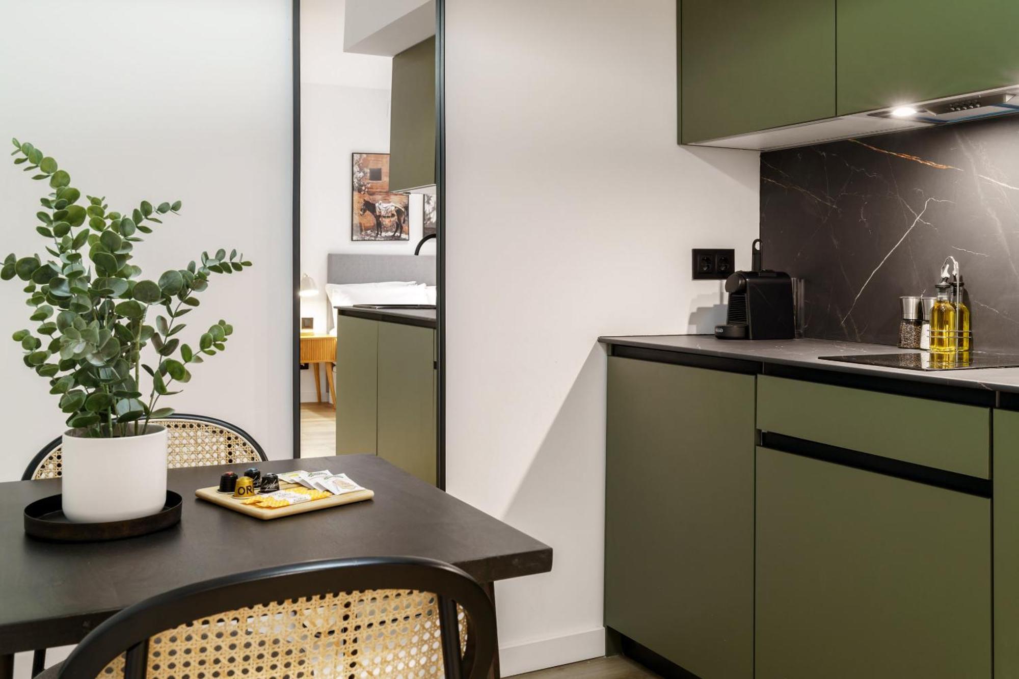 Limehome Malaga Calle Victoria Eksteriør bilde